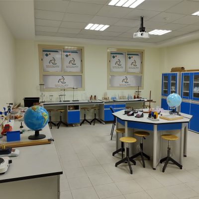 معامل (4)
