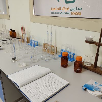 معامل (6)
